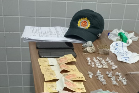 Polícia prende suspeitos por tráfico de drogas em Salvaterra